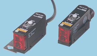 OMRON INDUSTRIAL AUTOMATION - E3S-AR36 - 光控开关,孔反射 PNP